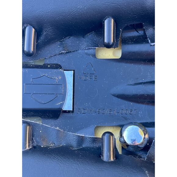 Harley Davidson 02  Heritage Softail FLSTCI Passenger Seat RDW-92/61-0067-NEW - Picture 5 of 5